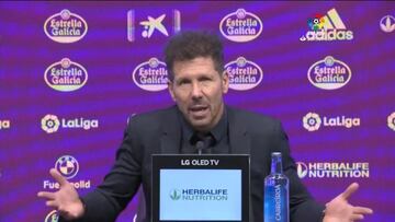 Simeone: "Tengo un año más de contrato, así que no hace falta respuesta"