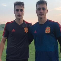 Los hermanos Tenas, en el Atlético y en el Barcelona, son los gemelos de Segunda B