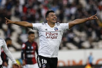 Gran año de Iván Morales en Colo Colo, que ha anotado 16 goles en 34 partidos este 2021.