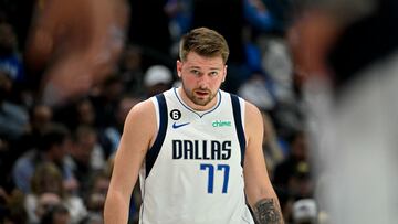 Los Mavs recuperan el pulso en el primer triunfo de Doncic con Irving