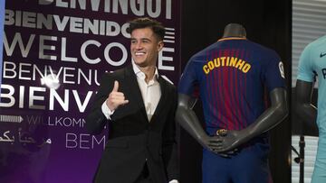 Coutinho y su camiseta sin dorsal.