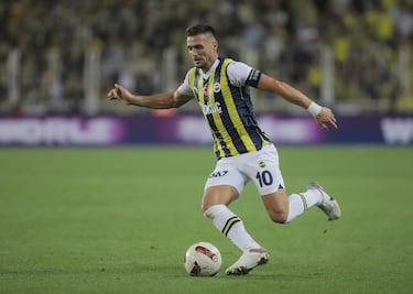 10.	Dusan Tadic (Ajax/Fenerbahce )