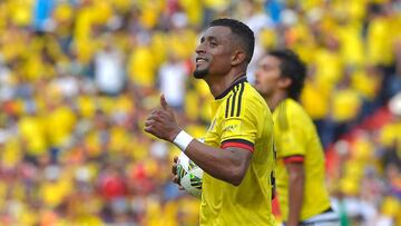 Pékerman eligió al lateral de Olimpia para reemplazar a Fabra. Farid llega con ritmo de competencia y campeón del fútbol paraguayo.