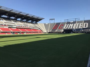 Wayne Rooney debutará oficialmente como jugador del DC United este sábado y dijo que viene para ganar muchos títulos.