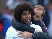 El abrazo de película de Tuchel a Dante después de ver el penalti surrealista a favor del PSG