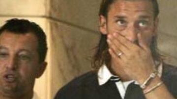 <b>RESIGNADO</b>. El italiano ha aceptado que actuó mal y ahora se perderá tres partidos de la Eurocopa.