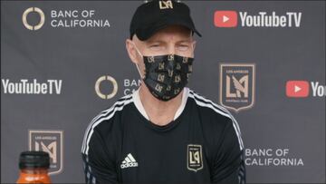 Bob Bradley menciona a las mujeres que más admira