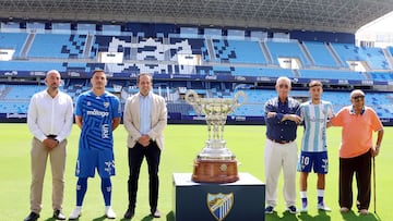 De izquierda a derecha Antonio Rodríguez, Alfonso Herrero, Kike Pérez, Martín Aguilar, Larrubia y Ben Barek.