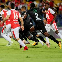 El VAR define duelo entre Cali y Santa Fe en Sudamericana