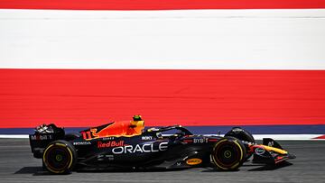 Spielberg (Austria), 30/06/2023.- Mexican Formula One driver Sergio Perez of Red Bull Racing during the Practice session for the 2023 Austrian Grand Prix, at the Red Bull Ring race track in Spielberg, Austria, 30 June 2023. The Formula 1 Grand Prix of Austria will be held on 02 July 2023. (Fórmula Uno) EFE/EPA/CHRISTIAN BRUNA
