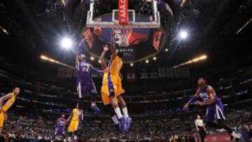 Otra paliza para los peores Lakers de siempre: 61 derrotas