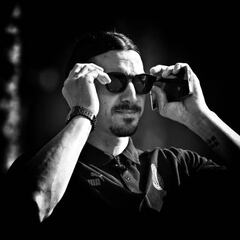 Ibra vuelve y ‘llama’ a Lukaku: “Espero que esté bien”