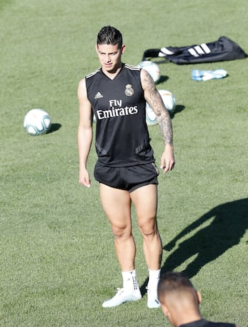 El Real Madrid se entrena antes del estreno en Vigo