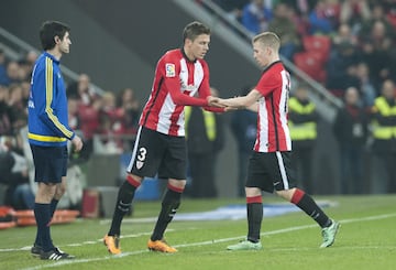 Su fichaje por el Athletic se produjo en 2015 y, tras dos temporadas en el club con 29 partidos y 3 goles, fichó por el Atlético Nacional de Colombia. Hace pocas fechas se ha anunciado su llegada al Rayo Vallecano.