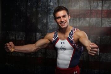 El gimnasta Sam Mikulak.