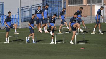 El Legan¨¦s se entrena con la duda de Carrillo para el Bar?a