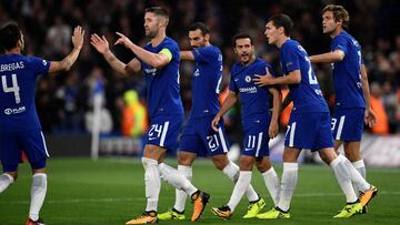 El Chelsea celebra el primer gol del partido, que marcó Pedro.