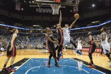 Karl-Anthony Towns y Hassan Whiteside.