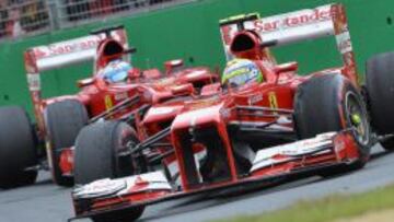 Massa rueda por delante de Alonso en las primeras vueltas del GP de Australia.