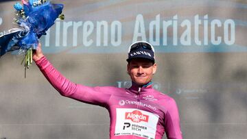 Mombaroccio (Italy), 13/03/2026.- Dutch rider Mathieu Van Der Poel of the Alpecin - Premier Tech celebrates on the podium in the points classification leader's pink jersey after the fifth stage of the Tirreno-Adriatico, a 186 km route from Marotta-Mondolfo to Mombaroccio, Italy, 13 March 2026. (Ciclismo, Italia) EFE/EPA/ROBERTO BETTINI