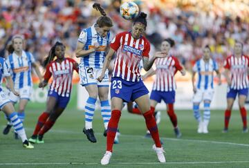 Beatriz Beltrán y Jenni Hermoso.