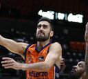 Un Valencia coral suma la sexta seguida y va de Copa