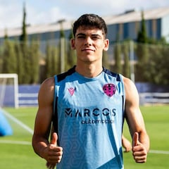 Álex Valle, a punto