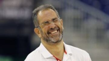 El entrenador de la selección de Baloncesto de España , Juan Antonio Orenga.