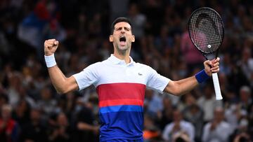 Djokovic se venga de Medvedev con una lecci¨®n de n¨²mero uno