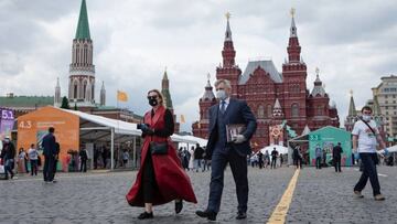 Moscú se desconfina pese a que los casos siguen aumentando en Rusia