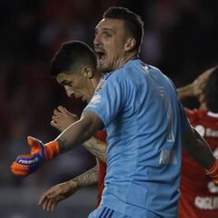 Armani, con el arco invicto contra Cardona, Villa y Barrios