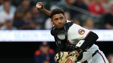 El pelotero dominicano de 21 años aceptó un contrato con los ‘O’s’ que lo mantendrá con la organización hasta 2034 a menos de una semana de debutar en las Mayores.