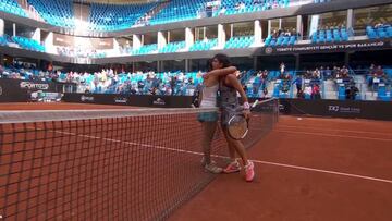 Arruabarrena acaba con Carla Suárez a las primeras de cambio