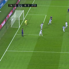 Es un verdugo medieval: el trallazo a quemarropa de Llorente entre 6 jugadores de la Real