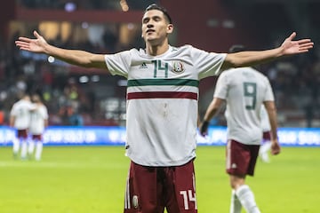 El flamante refuerzo de Chivas parte para ser titular. Su capacidad en Selección Mexicana ha dado mucho de qué hablar y ahora tendrá su más grande reto.