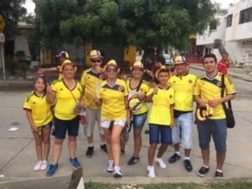 Ambiente de fiesta en B/quilla porque juega la Selección
