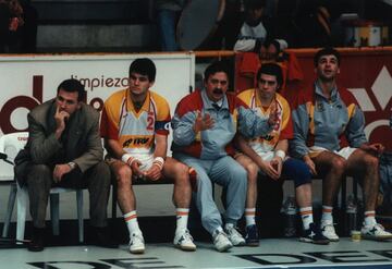 Con 谷l como t谷cnico de la selecci車n espa?ola, cargo al que lleg車 en 1995en su segunda etapa, Espa?a se empez車 a subir a los podios internacionales
