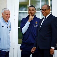 Mbappé, a Macron: “Mi fichaje se anuncia esta tarde”