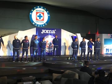 La nueva piel de Cruz Azul y su presentación, en imágenes