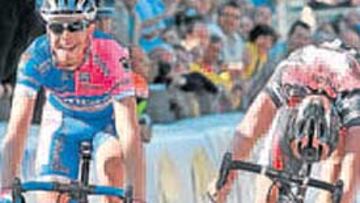 <b>AL SPRINT. </b>Ballan remontó a Hoste en el sprint.