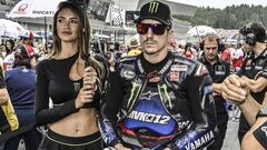 Maverick Vi&ntilde;ales en la parrilla.