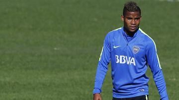 Riquelme, duro con Boca, valora a Wilmar Barrios