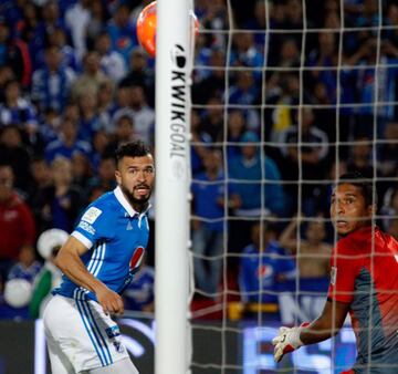 Las mejores imágenes del triunfo de Millos ante B/manga