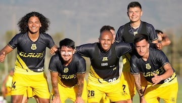 Fue el gran ‘socio’ de Suazo antes del retiro: “Estar cerca de él y acompañarlo es lindo”