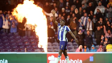Porto (Portugal), 26/01/2026.- FC Porto's player Samu celebrates after scoring the 1-0 goal against Gil Vicente during the Portuguese First League soccer match between FC Porto and Gil Vicente at the Dragao stadium in Porto, Portugal, 26 January 2026. EFE/EPA/ESTELA SILVA