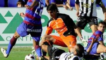 <b>UN FUTURO PROMETEDOR. </b>En el equipo titular de Huesca actuaron cinco jóvenes talentos de la cantera de Las Palmas.