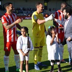 Naufragio rojiblanco en Inglaterra sin Sadiq