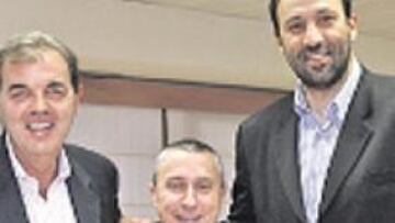 <b>TRÍO CANASTERO. </b>J. C. Sánchez, Miralles y Vlade Divac.
