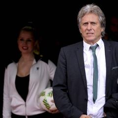 A Bola: el Atleti piensa en Jorge Jesus por si se marcha Simeone