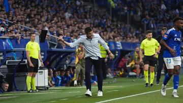 Alessio Lisci, entrenador del Mirandés, durante el partido de vuelta de la final por el ascenso.
